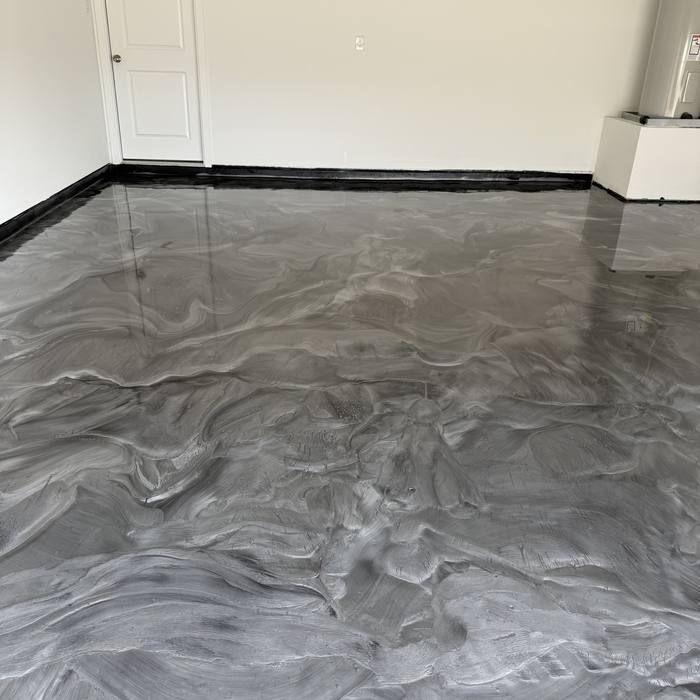 Silver gray metallic epoxy with smoke like movement